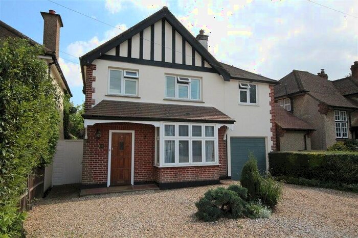 4 Bedroom House To Rent In Aysgarth Road, Redbourn, AL3