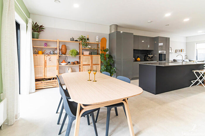 4 Bedroom Town House For Sale In Port Loop, South Loop Park, Edgbaston, B16