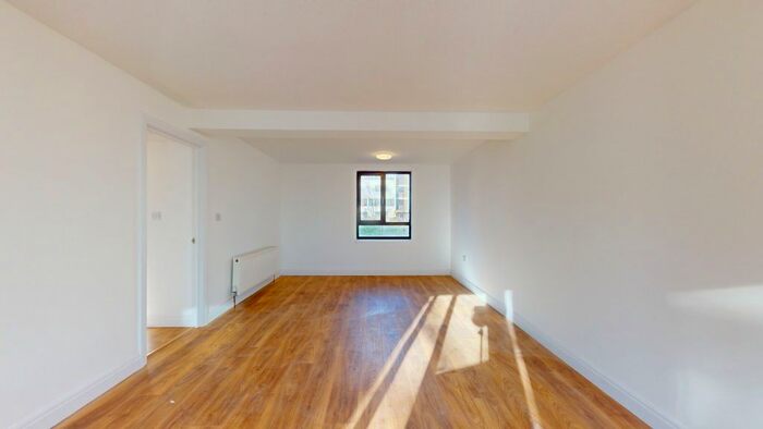3 Bedroom Flat To Rent In Summerwood Road, Isleworth, TW7