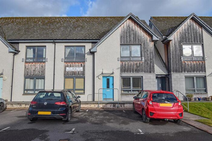 2 Bedroom Retirement Property For Sale In West Heather Road, Inverness, IV2