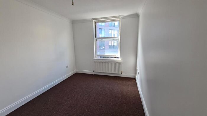 1 Bedroom Flat To Rent In Stroud Green Road, Finsbury Park, N4