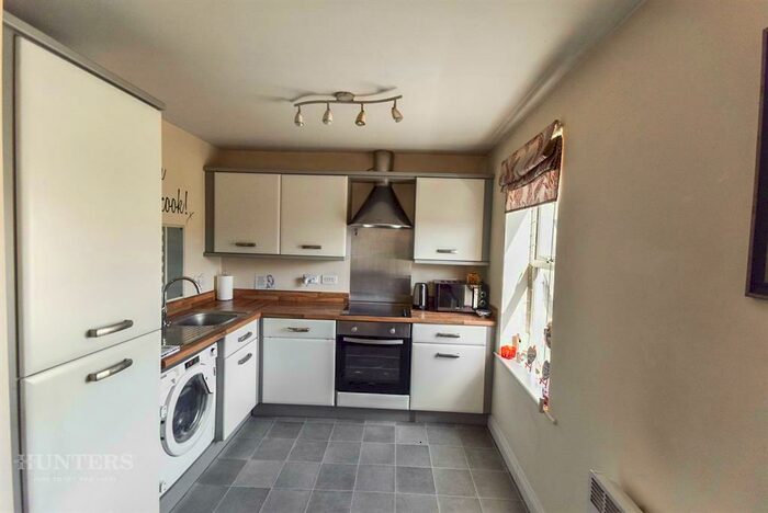2 Bedroom Flat To Rent In Navigation Quay, Britannia Wharf, Bingley, BD16