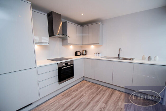 2 Bedroom End Of Terrace House For Sale In Archway Mews, Archway Road, Near Penn Hill, BH14