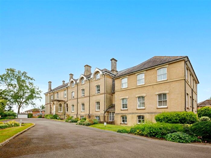 2 Bedroom Apartment For Sale In Redcotts Lane, Wimborne, Dorset, BH21