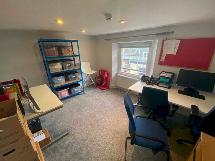 Property To Rent In Offices Above 02 Shop, St. Pauls Street, Stamford, PE9