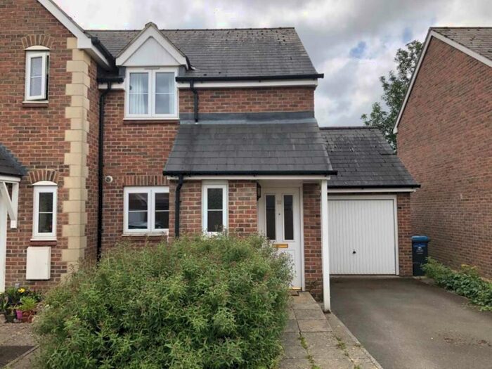 2 Bedroom Semi-Detached House To Rent In Arkell Gardens, Carterton, OX18