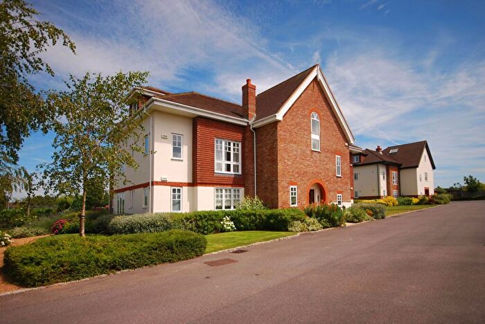 2 Bedroom Flat To Rent In Burpham Lane, Burpham, Guildford, GU4
