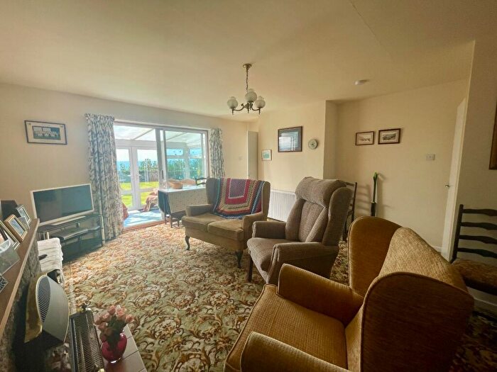 2 Bedroom Bungalow For Sale In Ffordd Pentre Mynach, Barmouth, LL42