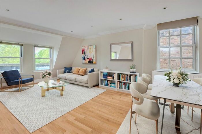 2 Bedroom Flat To Rent In Parr Place, -, Chiswick High Road, Chiswick, W4
