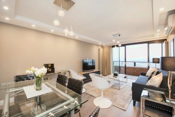 3 Bedroom Flat To Rent In Finchley Road, London, NW3