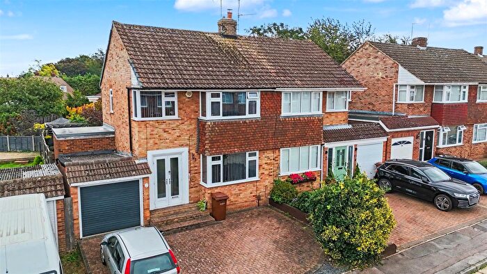 3 Bedroom Property For Sale In Norman Close, Gillingham, ME8