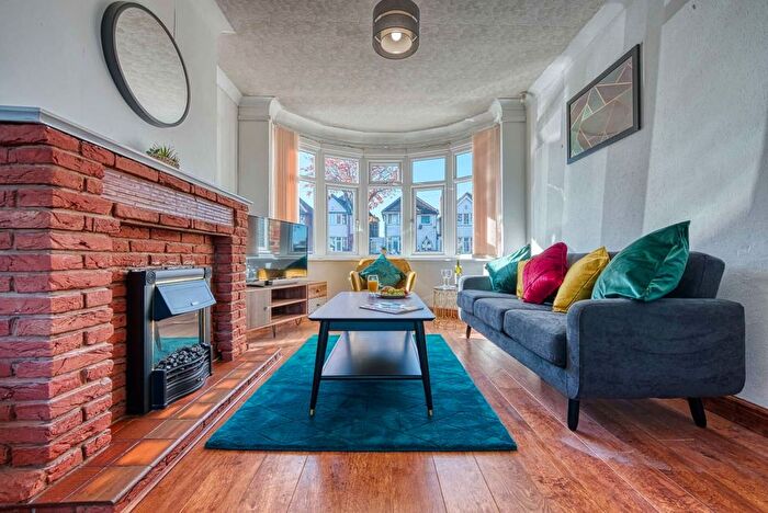 3 Bedroom Flat To Rent In Benedon Road, Birmingham, B26