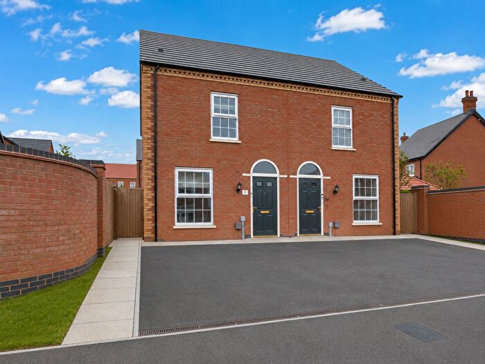 2 Bedroom Semi-Detached House For Sale In Goshawk Close, Fleckney, LE8