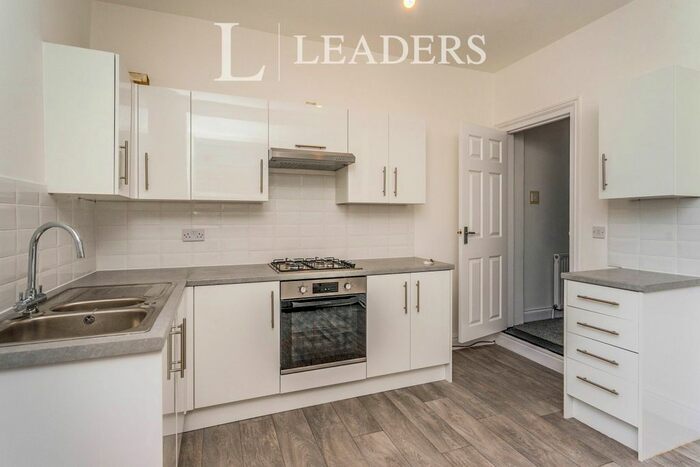 3 Bedroom Terraced House To Rent In Manor Road, Portsmouth, PO1