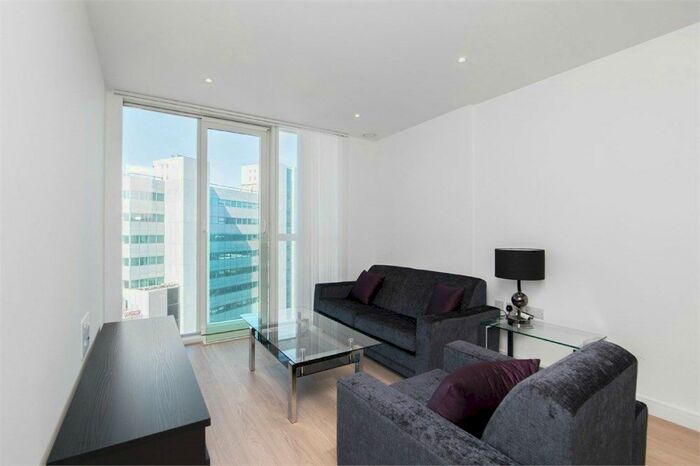1 Bedroom Flat To Rent In Pinnacle Apartments, Saffron Central Square, Croydon, CR0