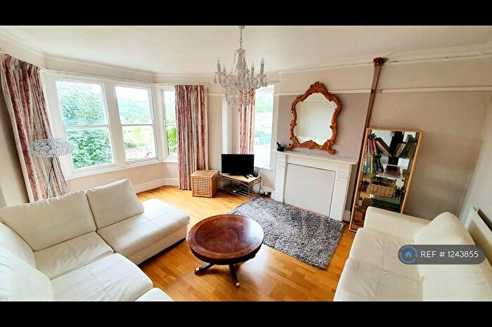 5 Bedroom Maisonette To Rent In Newbridge Hill, Bath, BA1
