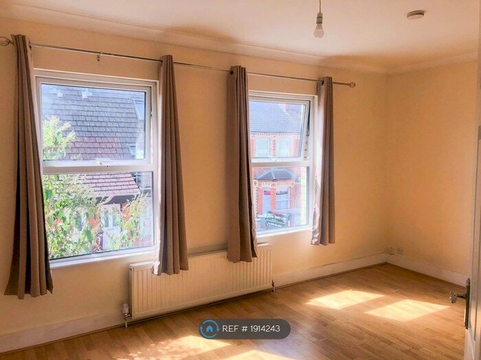 1 Bedroom Maisonette To Rent In Wilton Road, Reading, RG30