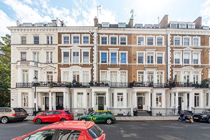 Studio To Rent In South Kensington, London, SW5