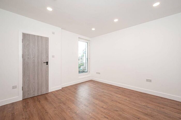 1 Bedroom Flat To Rent In Finchley Road, West Hampstead, NW3