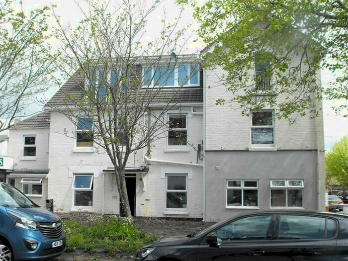1 Bedroom Flat To Rent In Stour Road, Christchurch, BH23