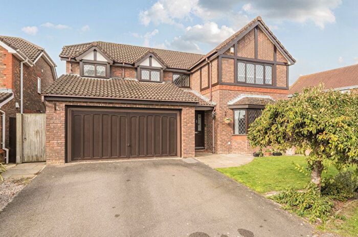 4 Bedroom Detached House For Sale In William Price Gardens, Fareham, Hampshire, PO16