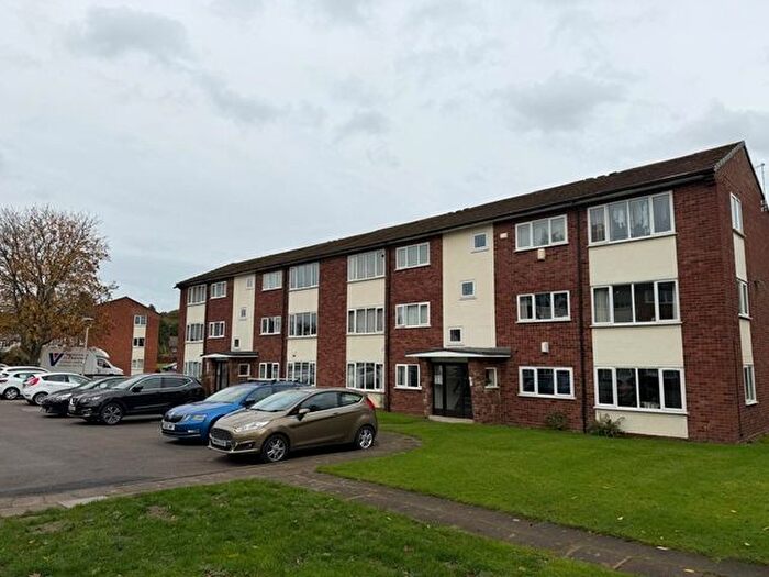 2 Bedroom Flat To Rent In Arosa Drive, Birmingham, B17