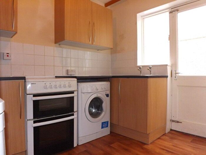 1 Bedroom Flat To Rent In Wentworth Place, St Judes, PL4