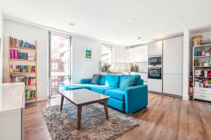 1 Bedroom Flat For Sale In Gaumont Place, Streatham Hill, SW2
