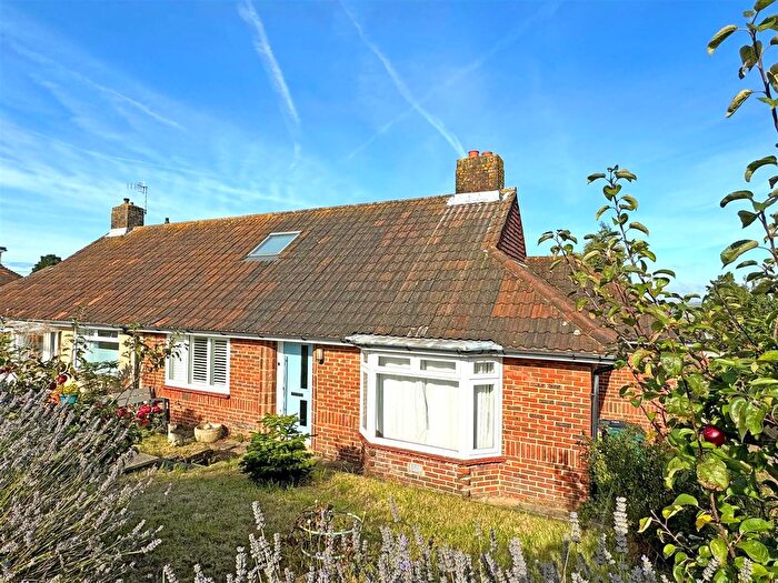 3 Bedroom Semi-Detached Bungalow For Sale In Cuckmere Way, Brighton, BN1