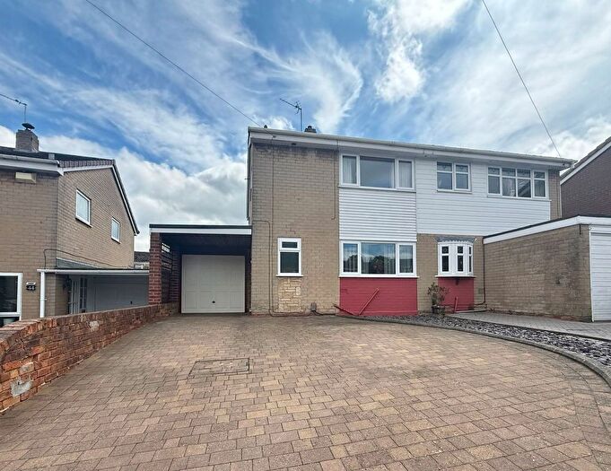 3 Bedroom Semi Detached House For Sale In Catherine Road, Hurst Hill, WV14
