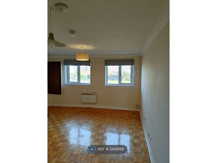 1 Bedroom Flat To Rent In Berriedale, East Kilbride, Glasgow, G75