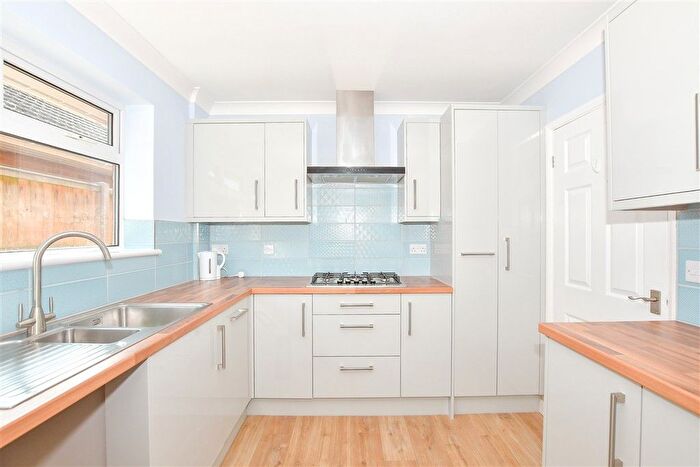 2 Bedroom Detached Bungalow For Sale In Egremont Road, Bearsted, Maidstone, Kent, ME15