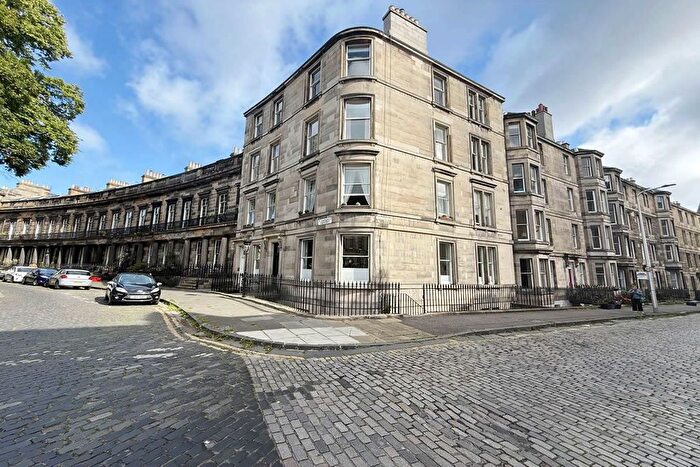 2 Bedroom Flat For Sale In , Leslie Place, Flat, Stockbridge, Edinburgh, EH4