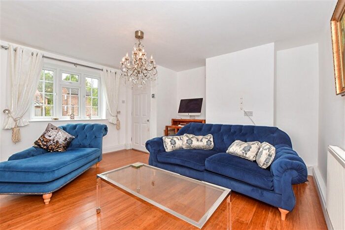 2 Bedroom Semi-Detached House For Sale In The Weavers, Headcorn, Ashford, Kent, TN27