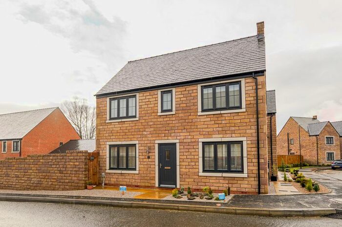 3 Bedroom Detached House For Sale In Hardy Close, Darley Dale, Matlock, DE4