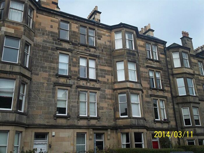 4 Bedroom Flat To Rent In Strathearn Road, Edinburgh, EH9