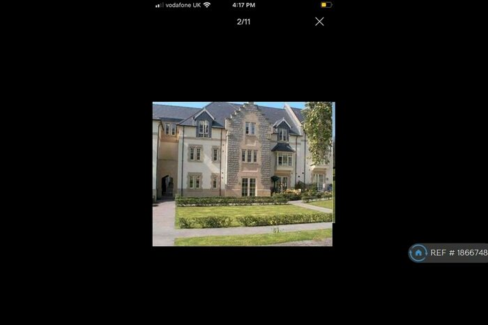 2 Bedroom Flat To Rent In Western Courtyard, Pontyclun, CF72