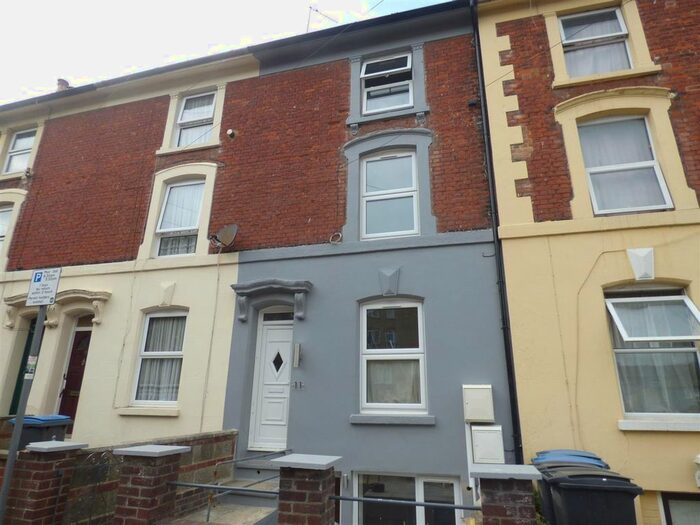 1 Bedroom Flat To Rent In Maison Dieu Place, Dover, CT16
