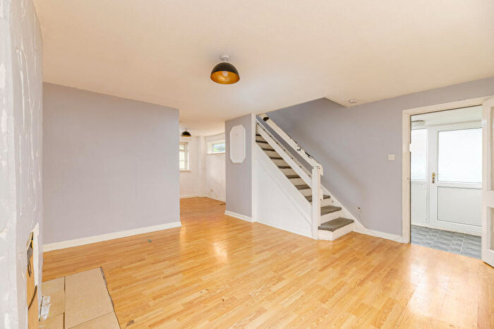 3 Bedroom End Of Terrace House For Sale In New Street, West Bromwich, B70