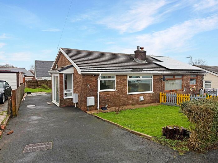 2 Bedroom Semi-Detached Bungalow For Sale In Teglan Park, Ammanford, SA18