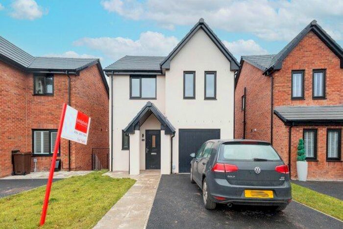 4 Bedroom Detached House To Rent In Prospect Road, Dukinfield, SK16