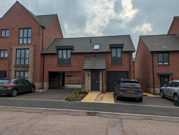 2 Bedroom Apartment To Rent In Mustoe Road, Frenchay, Bristol, BS16