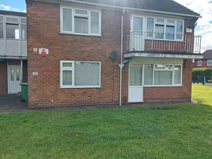 2 Bedroom Maisonette To Rent In Lilac Grove, Walsall, WS2