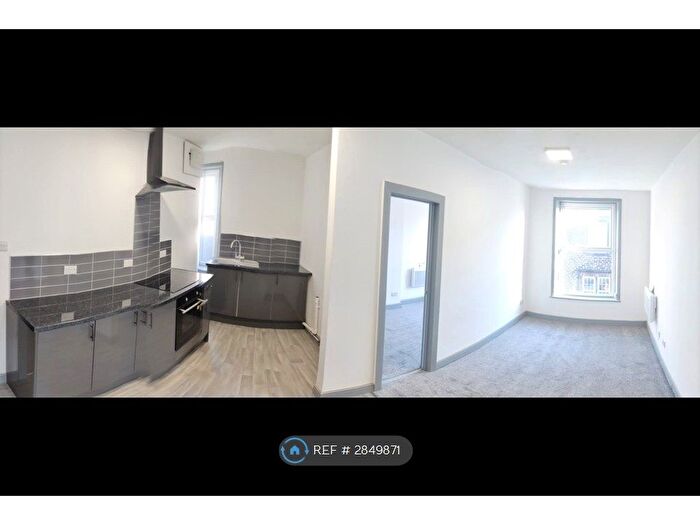 1 Bedroom Flat To Rent In Schofield Street, Waterfoot, Rossendale, BB4