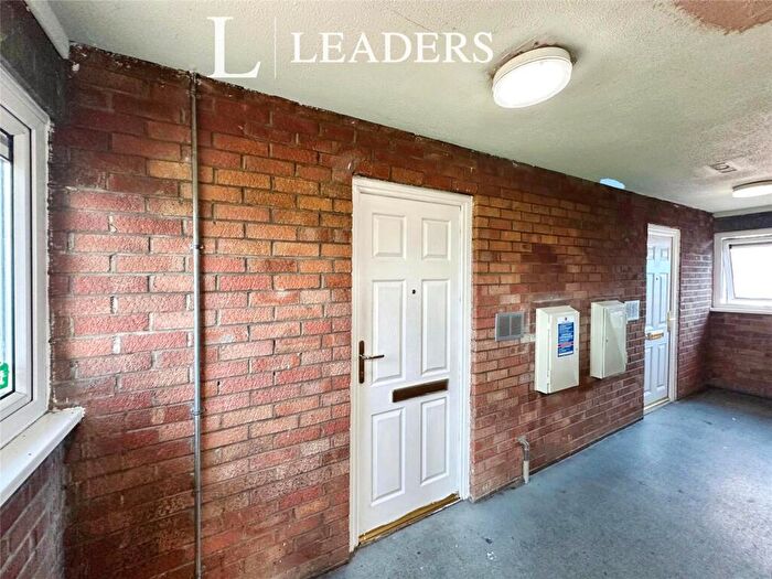 1 Bedroom Flat To Rent In Gresley Close, Leicester, Leicestershire, LE4