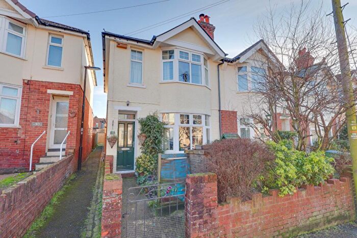 2 Bedroom End Of Terrace House For Sale In Sholing Road, Itchen, SO19