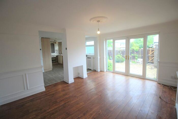 4 Bedroom Terraced House To Rent In Darden Lough, Newcastle, NE5