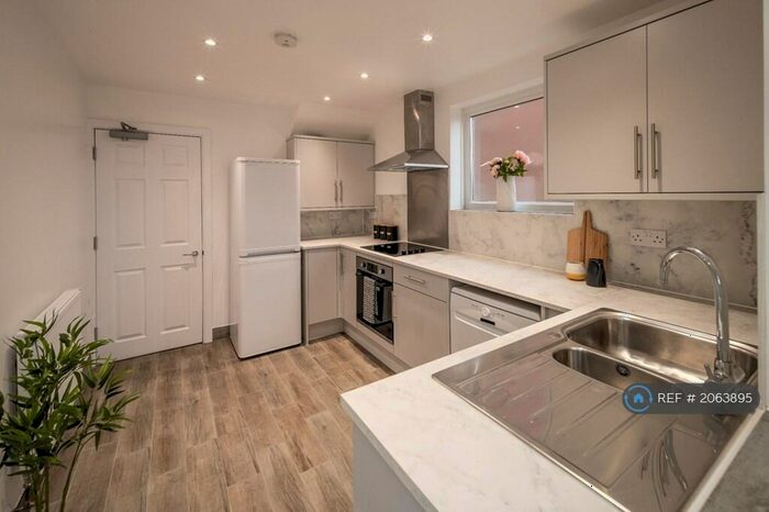 5 Bedroom Terraced House To Rent In Soundwell Road, Bristol, BS16