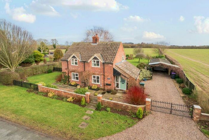3 Bedroom Cottage For Sale In Salmonby, Horncastle, LN9