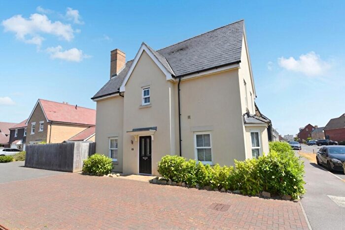 4 Bedroom Terraced House For Sale In Parry Rise, Biggleswade, SG18